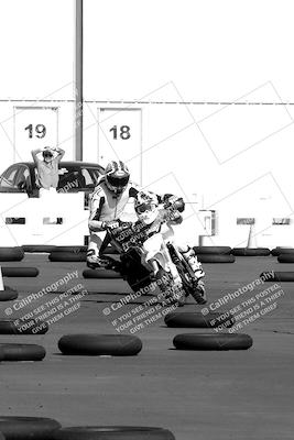 media/Mar-20-2023-Moto Forza (Mon) [[d0bbc59e78]]/Around the Pits/